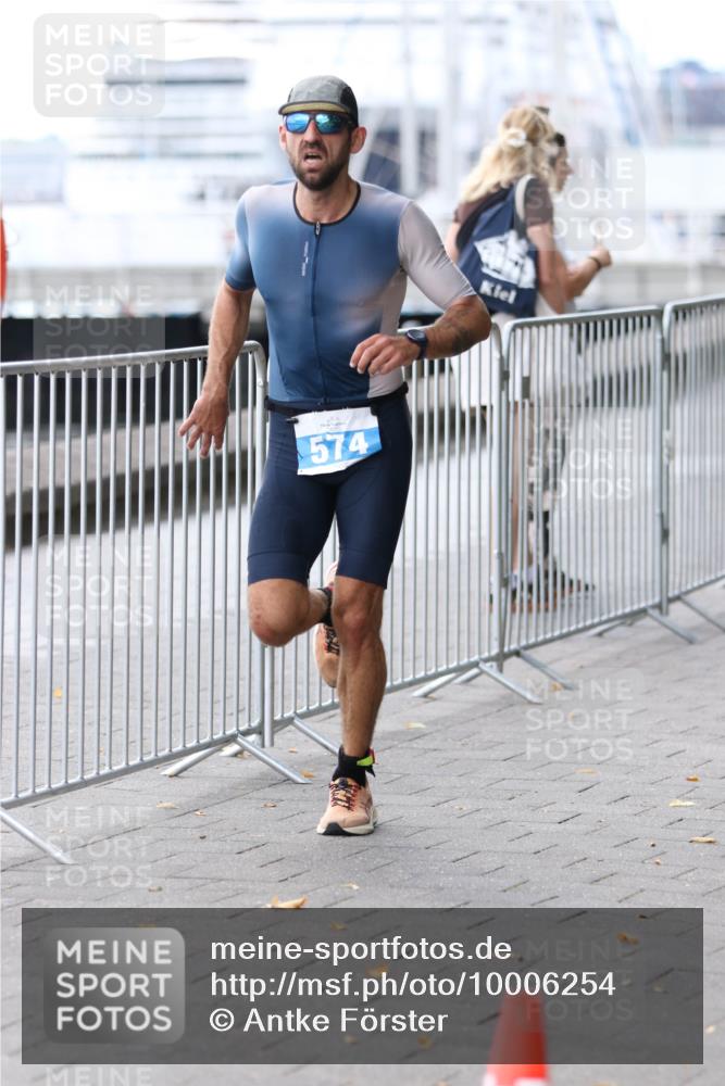 16.08.2026 - KN Förde Triathlon 2026 Antke Förster http://msf.ph/oto/10006254 16.08.2026 13:45:39 Laufen 574 meine-sportfotos.de