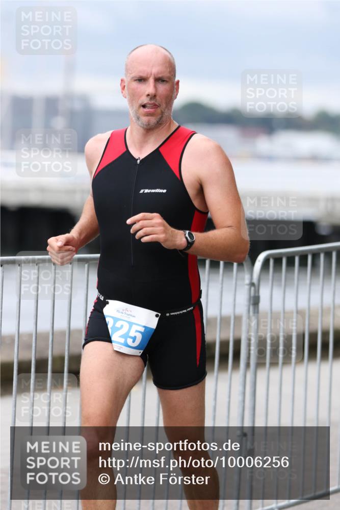 16.08.2026 - KN Förde Triathlon 2026 Antke Förster http://msf.ph/oto/10006256 16.08.2026 12:01:13 Laufen 2026, 25 meine-sportfotos.de