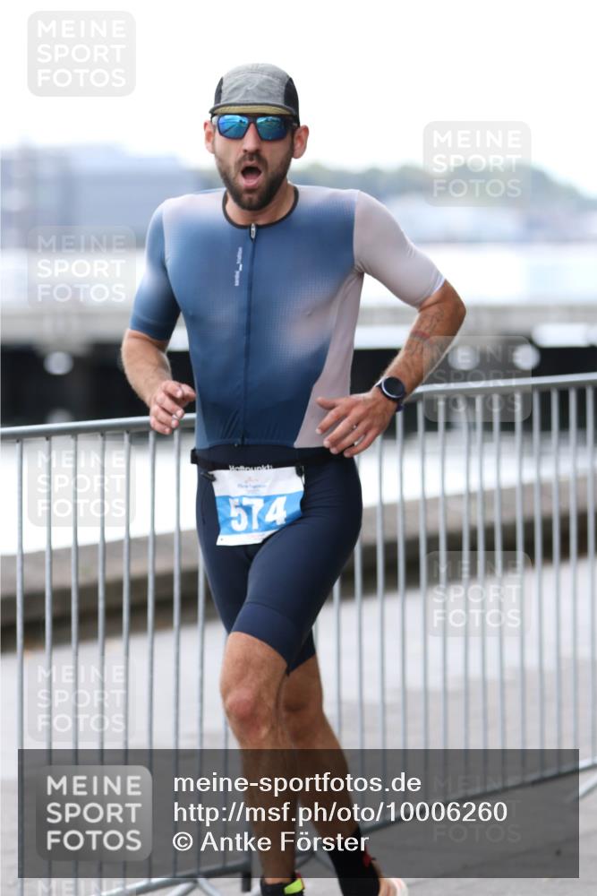 16.08.2026 - KN Förde Triathlon 2026 Antke Förster http://msf.ph/oto/10006260 16.08.2026 13:45:40 Laufen 574 meine-sportfotos.de