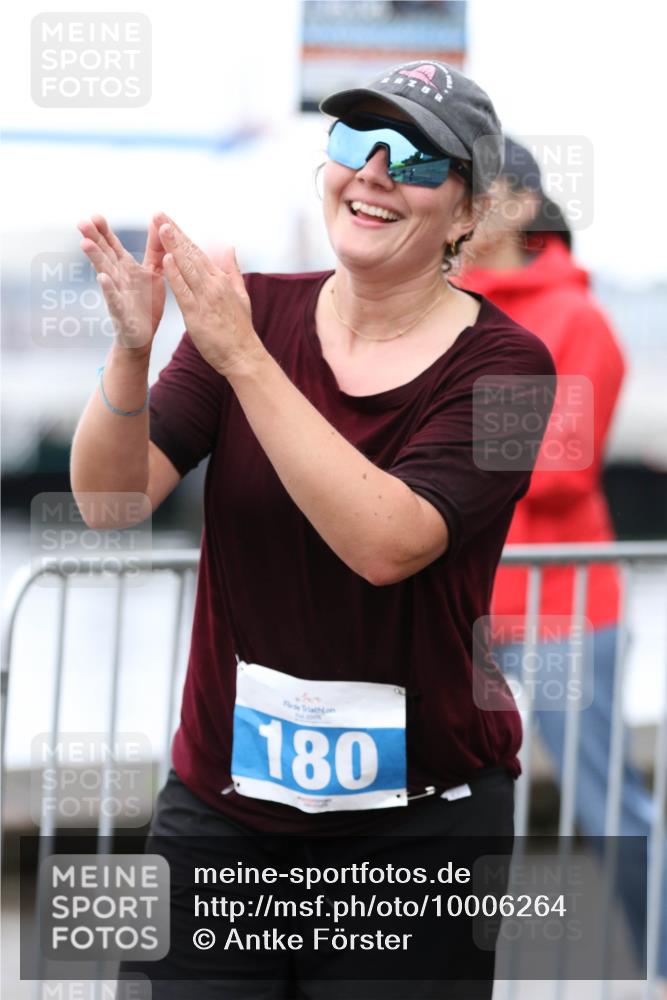 16.08.2026 - KN Förde Triathlon 2026 Antke Förster http://msf.ph/oto/10006264 16.08.2026 10:21:31 Laufen 180 meine-sportfotos.de