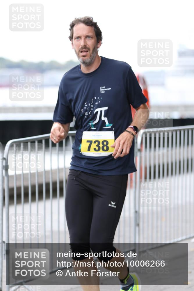 16.08.2026 - KN Förde Triathlon 2026 Antke Förster http://msf.ph/oto/10006266 16.08.2026 13:45:41 Laufen 738 meine-sportfotos.de