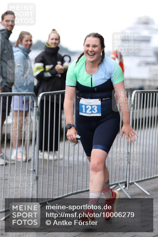 16.08.2026 - KN Förde Triathlon 2026 Antke Förster http://msf.ph/oto/10006279 16.08.2026 10:21:35 Laufen 123 meine-sportfotos.de