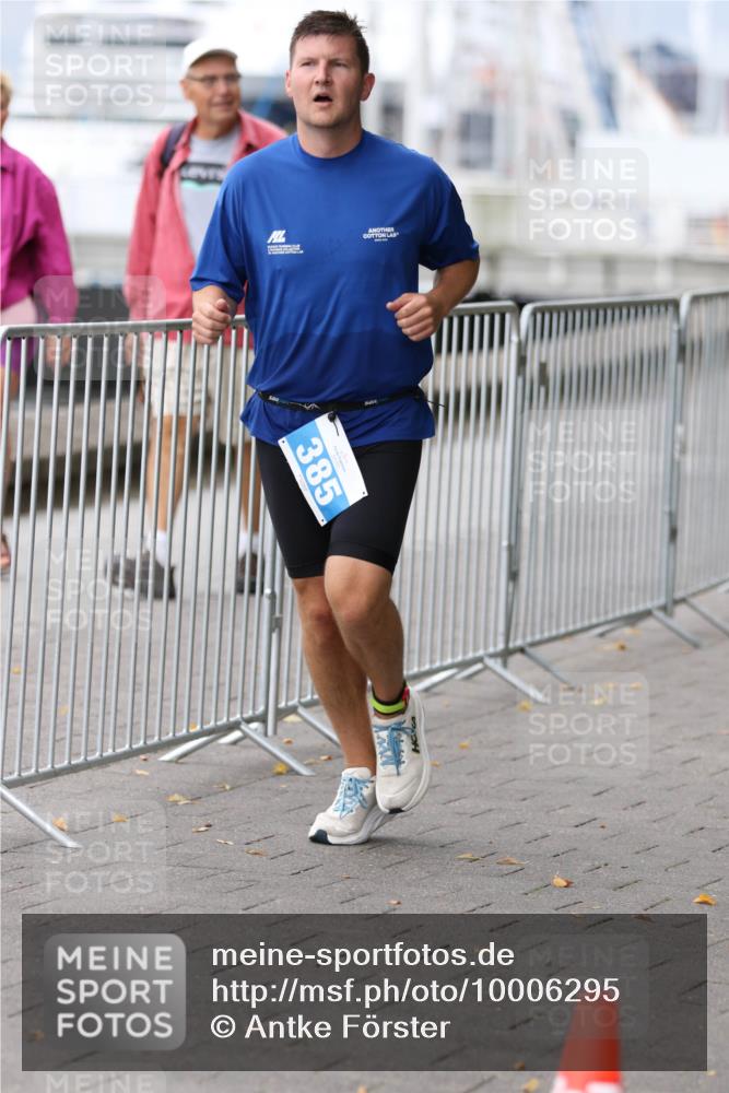 16.08.2026 - KN Förde Triathlon 2026 Antke Förster http://msf.ph/oto/10006295 16.08.2026 12:01:42 Laufen 385 meine-sportfotos.de