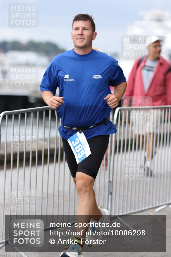16.08.2026 - KN Förde Triathlon 2026 Antke Förster http://msf.ph/oto/10006298 16.08.2026 12:01:43 Laufen 385 meine-sportfotos.de