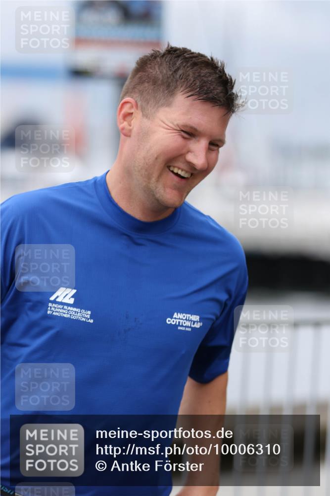 16.08.2026 - KN Förde Triathlon 2026 Antke Förster http://msf.ph/oto/10006310 16.08.2026 12:01:45 Laufen  meine-sportfotos.de