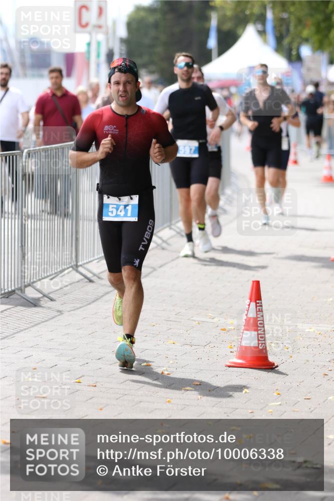 16.08.2026 - KN Förde Triathlon 2026 Antke Förster http://msf.ph/oto/10006338 16.08.2026 13:46:05 Laufen 541, 09, 597 meine-sportfotos.de