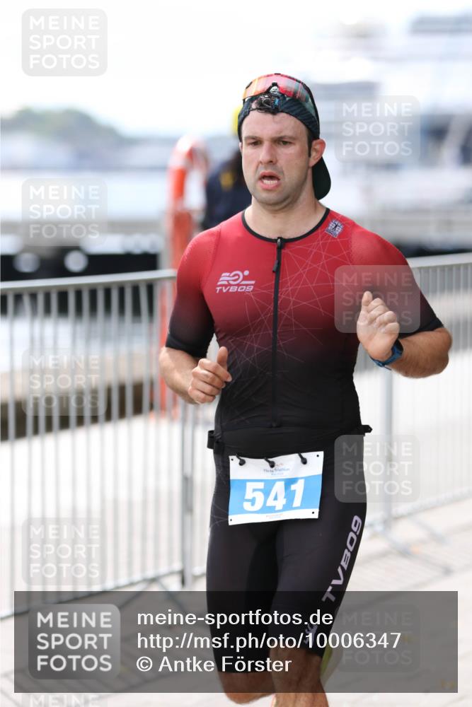 16.08.2026 - KN Förde Triathlon 2026 Antke Förster http://msf.ph/oto/10006347 16.08.2026 13:46:07 Laufen 2, 9, 2025, 541, 09 meine-sportfotos.de
