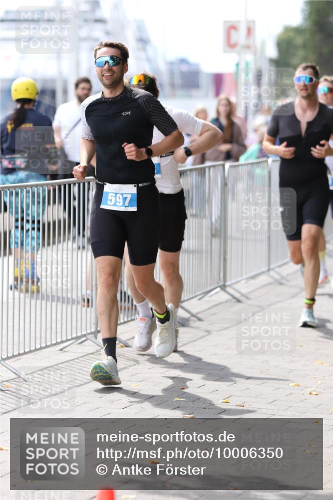 16.08.2026 - KN Förde Triathlon 2026 Antke Förster http://msf.ph/oto/10006350 16.08.2026 13:46:09 Laufen 597 meine-sportfotos.de