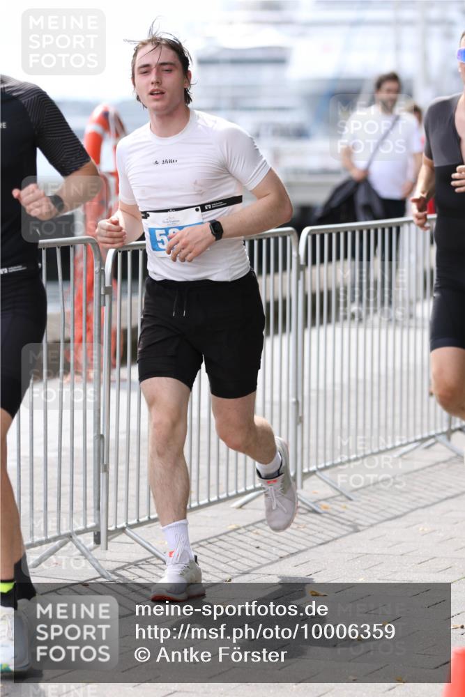 16.08.2026 - KN Förde Triathlon 2026 Antke Förster http://msf.ph/oto/10006359 16.08.2026 13:46:10 Laufen 52 meine-sportfotos.de
