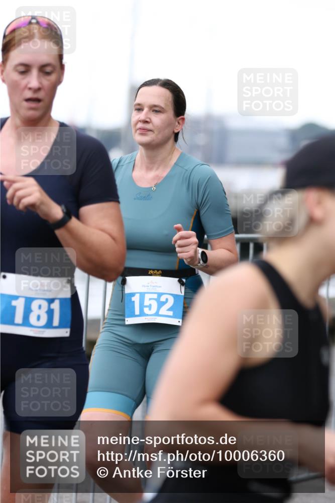 16.08.2026 - KN Förde Triathlon 2026 Antke Förster http://msf.ph/oto/10006360 16.08.2026 10:21:56 Laufen 181, 152 meine-sportfotos.de