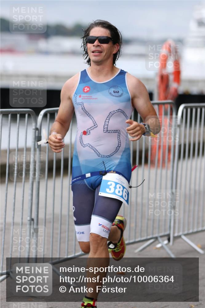 16.08.2026 - KN Förde Triathlon 2026 Antke Förster http://msf.ph/oto/10006364 16.08.2026 12:02:30 Laufen 386 meine-sportfotos.de