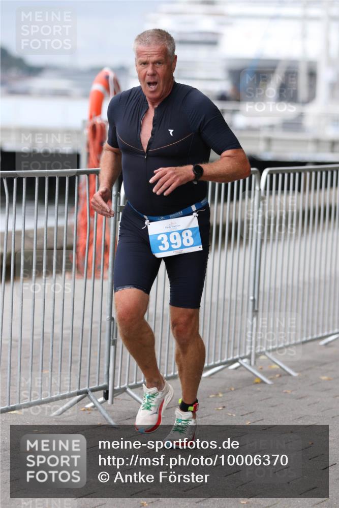 16.08.2026 - KN Förde Triathlon 2026 Antke Förster http://msf.ph/oto/10006370 16.08.2026 12:02:32 Laufen 398 meine-sportfotos.de