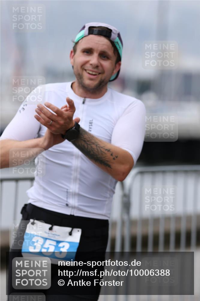 16.08.2026 - KN Förde Triathlon 2026 Antke Förster http://msf.ph/oto/10006388 16.08.2026 12:02:37 Laufen 353 meine-sportfotos.de