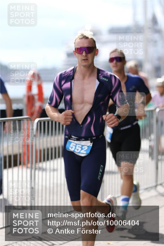 16.08.2026 - KN Förde Triathlon 2026 Antke Förster http://msf.ph/oto/10006404 16.08.2026 13:46:36 Laufen 3, 552 meine-sportfotos.de