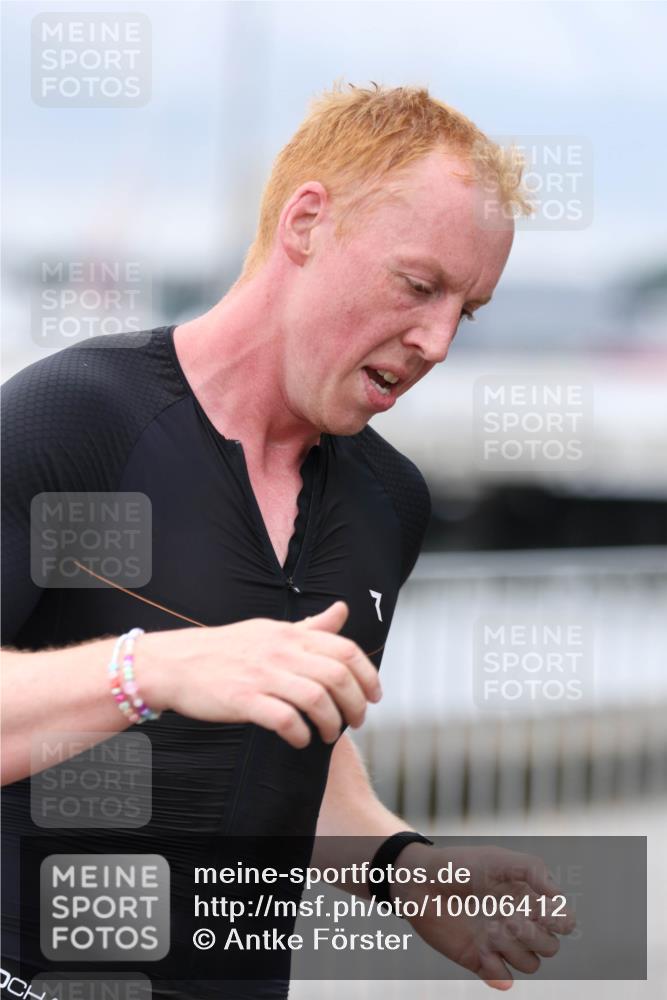 16.08.2026 - KN Förde Triathlon 2026 Antke Förster http://msf.ph/oto/10006412 16.08.2026 12:02:50 Laufen  meine-sportfotos.de