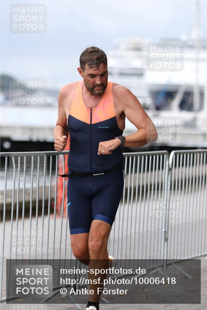 16.08.2026 - KN Förde Triathlon 2026 Antke Förster http://msf.ph/oto/10006418 16.08.2026 12:02:56 Laufen  meine-sportfotos.de