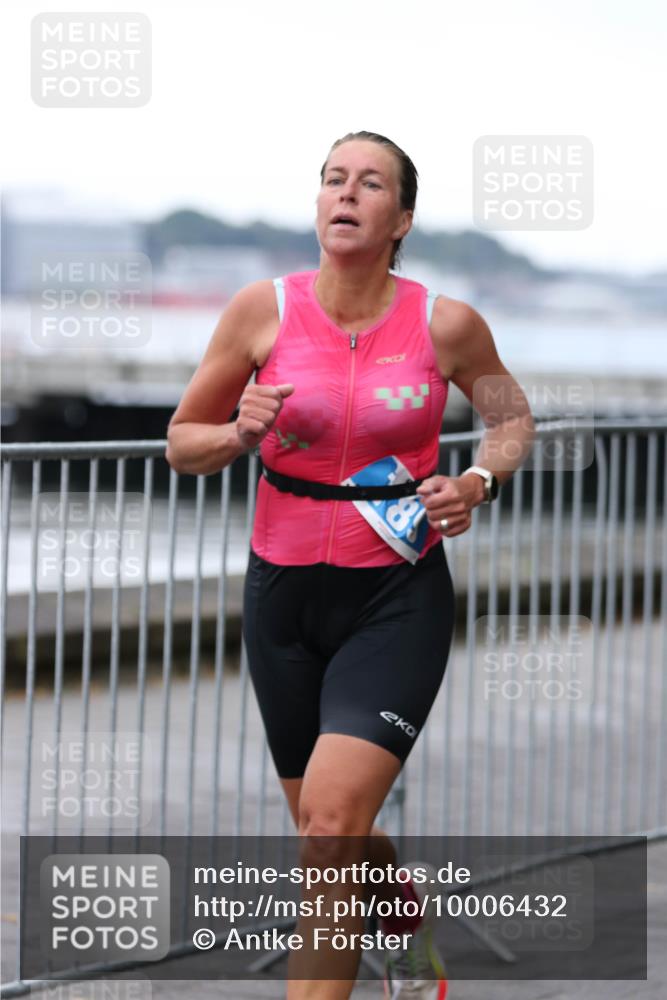 16.08.2026 - KN Förde Triathlon 2026 Antke Förster http://msf.ph/oto/10006432 16.08.2026 10:22:25 Laufen  meine-sportfotos.de