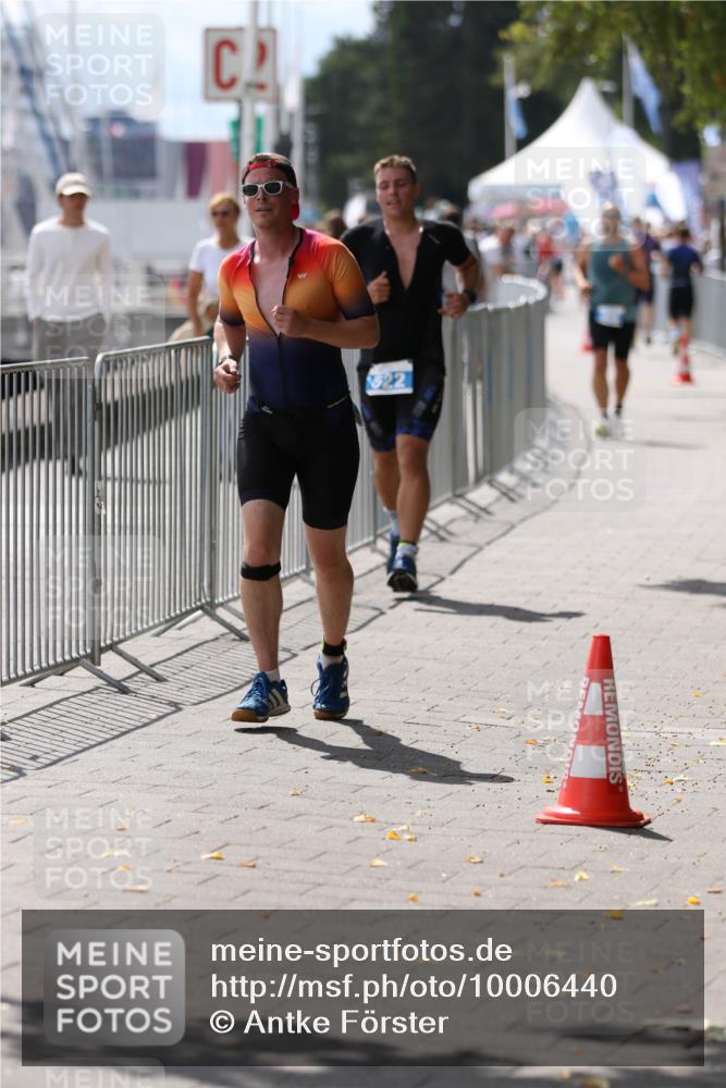 16.08.2026 - KN Förde Triathlon 2026 Antke Förster http://msf.ph/oto/10006440 16.08.2026 13:47:02 Laufen  meine-sportfotos.de