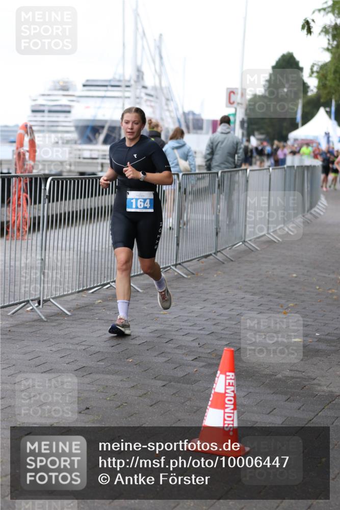 16.08.2026 - KN Förde Triathlon 2026 Antke Förster http://msf.ph/oto/10006447 16.08.2026 10:22:31 Laufen 164 meine-sportfotos.de
