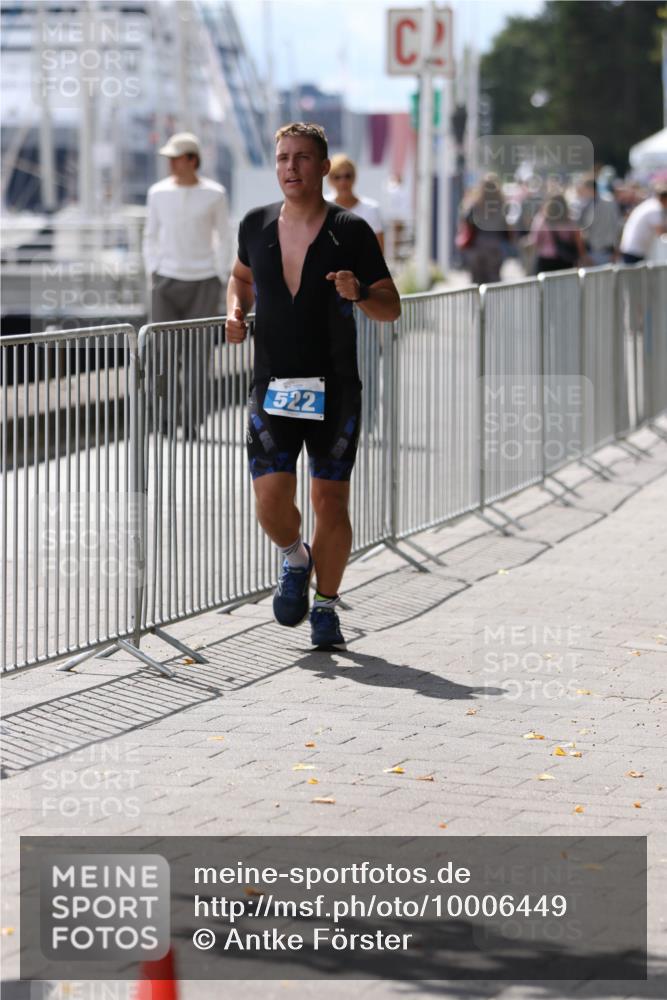 16.08.2026 - KN Förde Triathlon 2026 Antke Förster http://msf.ph/oto/10006449 16.08.2026 13:47:04 Laufen 522 meine-sportfotos.de