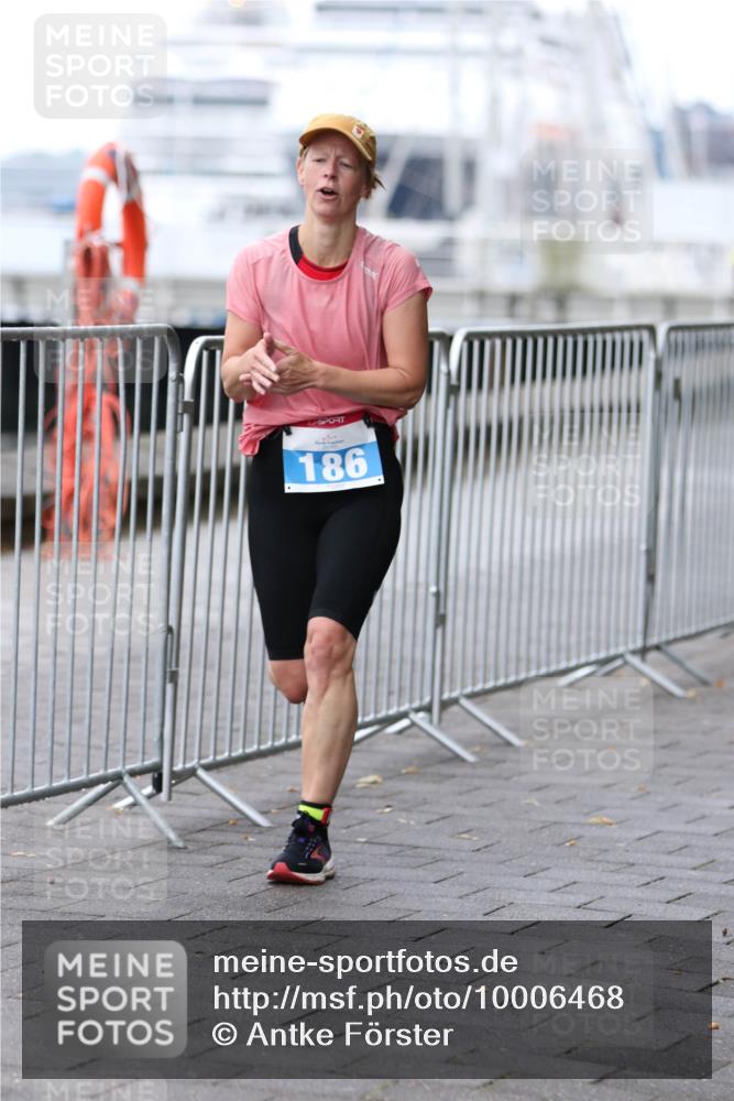 16.08.2026 - KN Förde Triathlon 2026 Antke Förster http://msf.ph/oto/10006468 16.08.2026 10:22:40 Laufen 186 meine-sportfotos.de