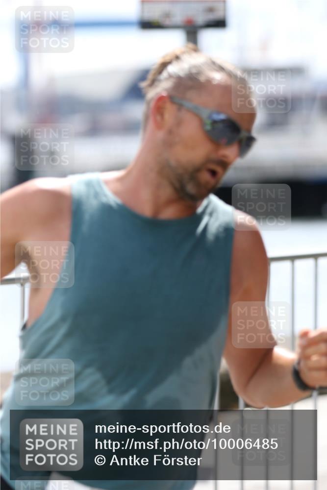 16.08.2026 - KN Förde Triathlon 2026 Antke Förster http://msf.ph/oto/10006485 16.08.2026 13:47:15 Laufen  meine-sportfotos.de