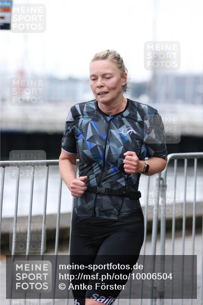 16.08.2026 - KN Förde Triathlon 2026 Antke Förster http://msf.ph/oto/10006504 16.08.2026 10:22:54 Laufen  meine-sportfotos.de
