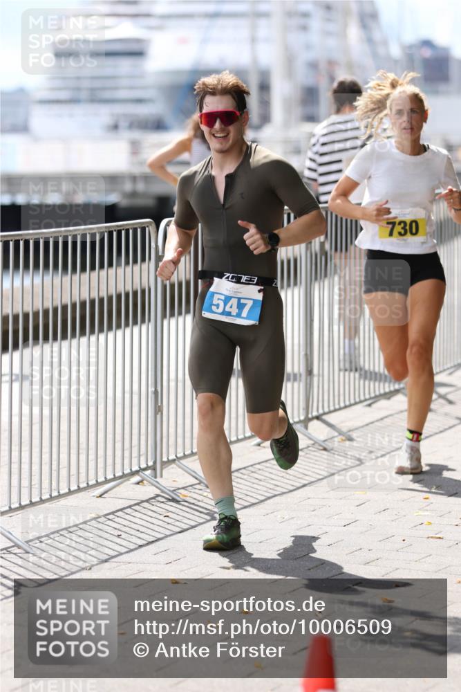 16.08.2026 - KN Förde Triathlon 2026 Antke Förster http://msf.ph/oto/10006509 16.08.2026 13:47:36 Laufen 3, 547, 730 meine-sportfotos.de