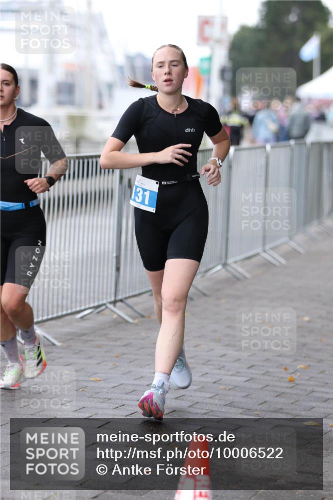 16.08.2026 - KN Förde Triathlon 2026 Antke Förster http://msf.ph/oto/10006522 16.08.2026 10:23:02 Laufen 38, 131 meine-sportfotos.de