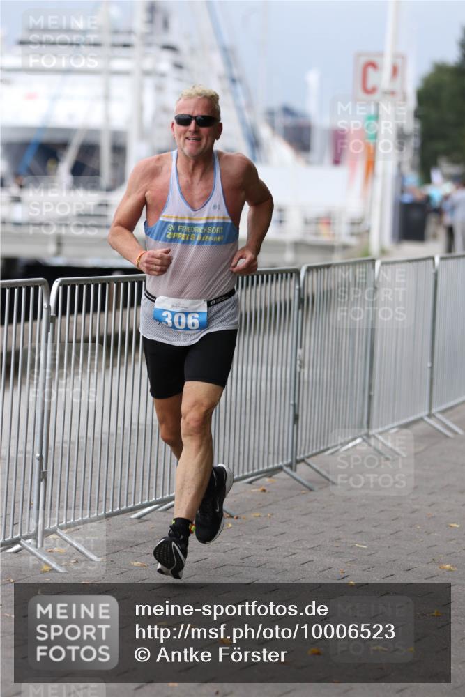 16.08.2026 - KN Förde Triathlon 2026 Antke Förster http://msf.ph/oto/10006523 16.08.2026 12:03:49 Laufen 306 meine-sportfotos.de