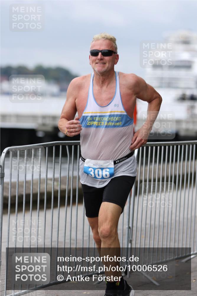 16.08.2026 - KN Förde Triathlon 2026 Antke Förster http://msf.ph/oto/10006526 16.08.2026 12:03:50 Laufen 306 meine-sportfotos.de