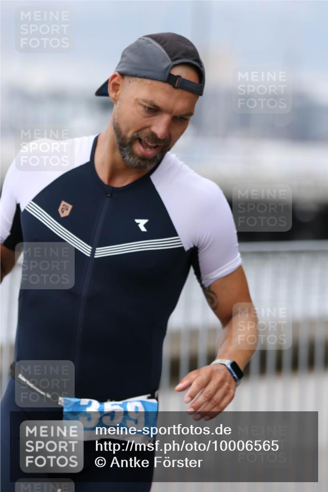 16.08.2026 - KN Förde Triathlon 2026 Antke Förster http://msf.ph/oto/10006565 16.08.2026 12:04:11 Laufen 359 meine-sportfotos.de