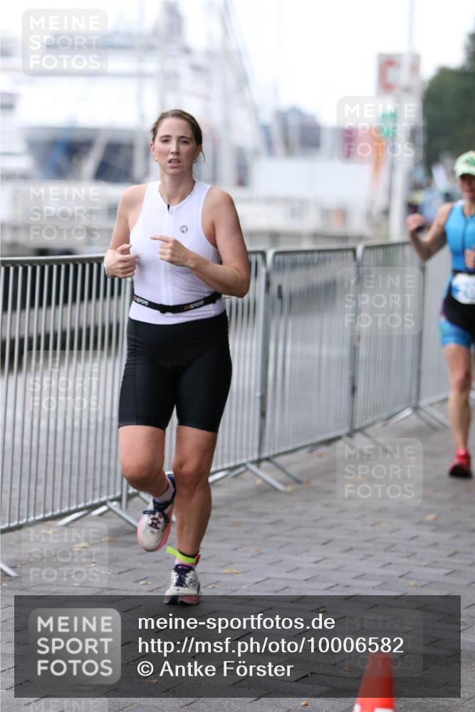 16.08.2026 - KN Förde Triathlon 2026 Antke Förster http://msf.ph/oto/10006582 16.08.2026 10:23:34 Laufen  meine-sportfotos.de