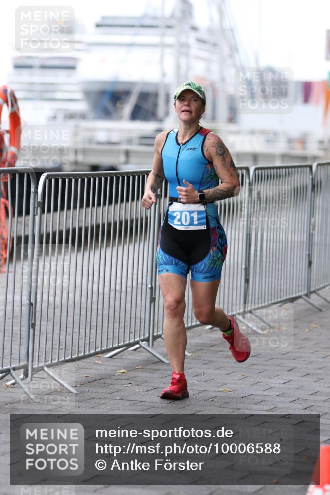 16.08.2026 - KN Förde Triathlon 2026 Antke Förster http://msf.ph/oto/10006588 16.08.2026 10:23:35 Laufen 1001, 201 meine-sportfotos.de