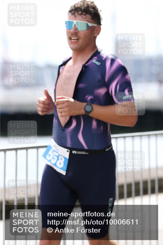 16.08.2026 - KN Förde Triathlon 2026 Antke Förster http://msf.ph/oto/10006611 16.08.2026 13:48:15 Laufen 558 meine-sportfotos.de