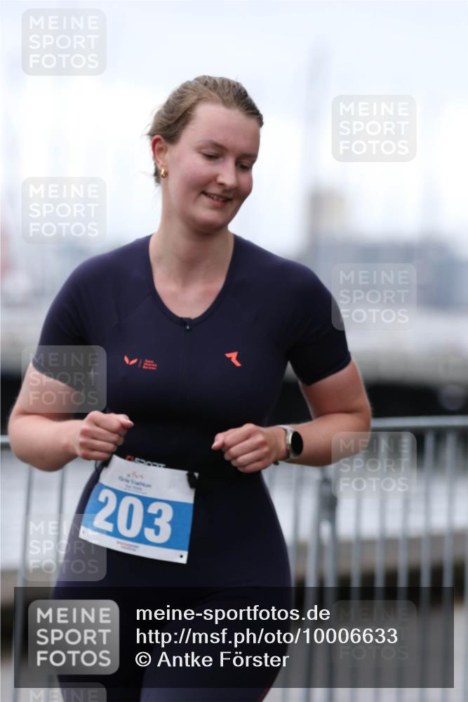16.08.2026 - KN Förde Triathlon 2026 Antke Förster http://msf.ph/oto/10006633 16.08.2026 10:24:00 Laufen 203 meine-sportfotos.de
