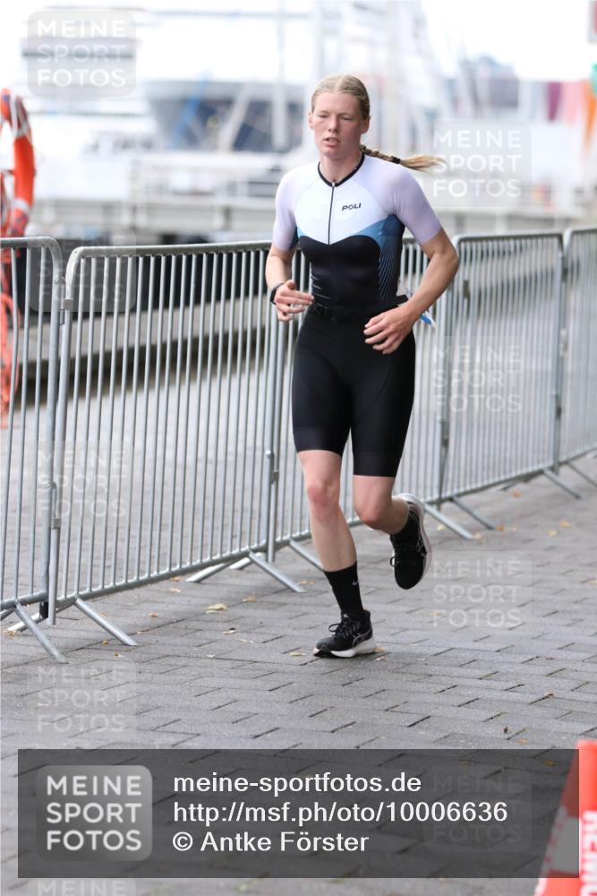 16.08.2026 - KN Förde Triathlon 2026 Antke Förster http://msf.ph/oto/10006636 16.08.2026 10:24:02 Laufen  meine-sportfotos.de