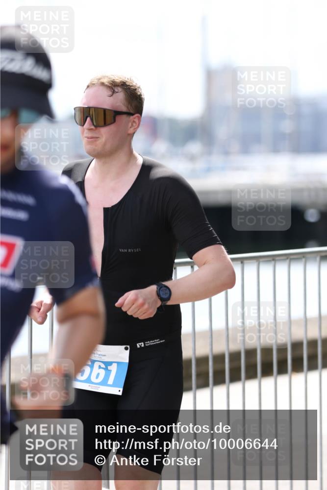 16.08.2026 - KN Förde Triathlon 2026 Antke Förster http://msf.ph/oto/10006644 16.08.2026 13:48:32 Laufen 561 meine-sportfotos.de