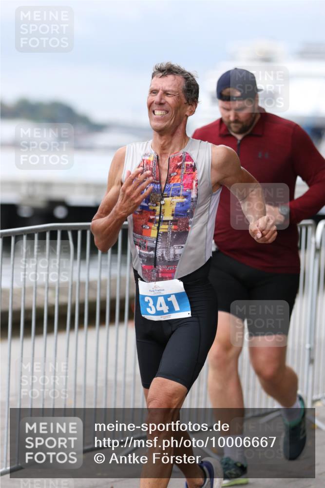 16.08.2026 - KN Förde Triathlon 2026 Antke Förster http://msf.ph/oto/10006667 16.08.2026 12:04:59 Laufen 341 meine-sportfotos.de
