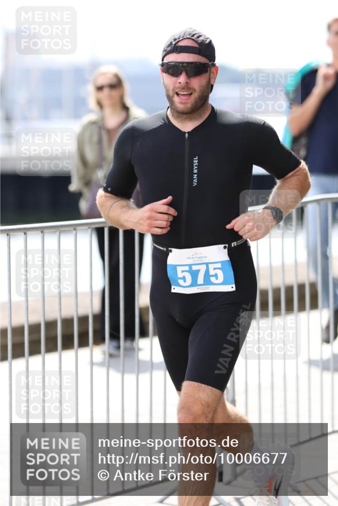 16.08.2026 - KN Förde Triathlon 2026 Antke Förster http://msf.ph/oto/10006677 16.08.2026 13:48:46 Laufen 575 meine-sportfotos.de