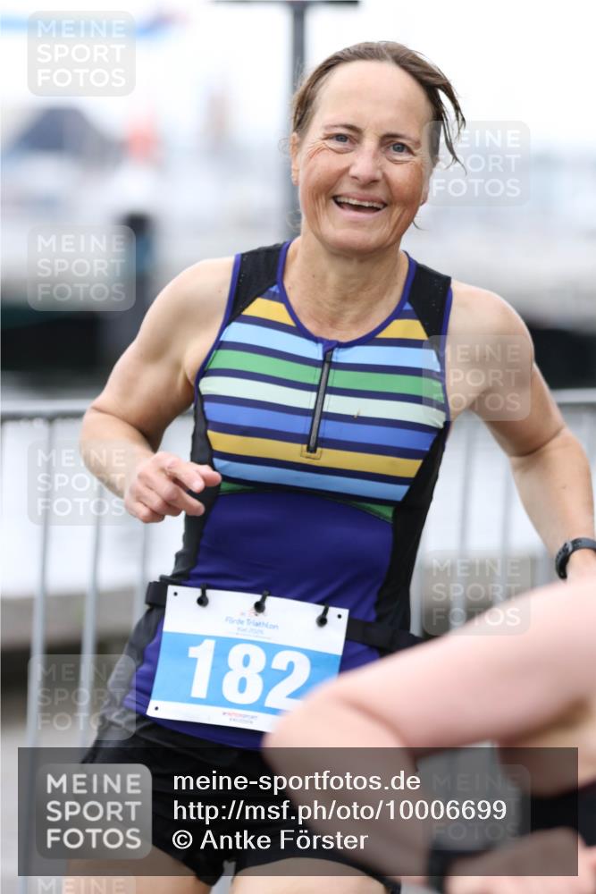 16.08.2026 - KN Förde Triathlon 2026 Antke Förster http://msf.ph/oto/10006699 16.08.2026 10:24:23 Laufen 2026, 182 meine-sportfotos.de