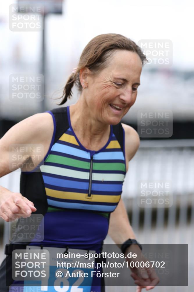 16.08.2026 - KN Förde Triathlon 2026 Antke Förster http://msf.ph/oto/10006702 16.08.2026 10:24:23 Laufen 2005, 182 meine-sportfotos.de