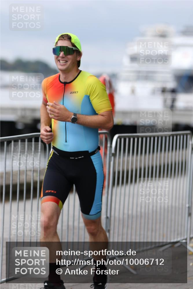 16.08.2026 - KN Förde Triathlon 2026 Antke Förster http://msf.ph/oto/10006712 16.08.2026 12:05:17 Laufen 3 meine-sportfotos.de