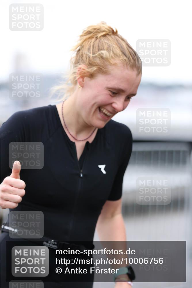 16.08.2026 - KN Förde Triathlon 2026 Antke Förster http://msf.ph/oto/10006756 16.08.2026 10:25:07 Laufen 7 meine-sportfotos.de