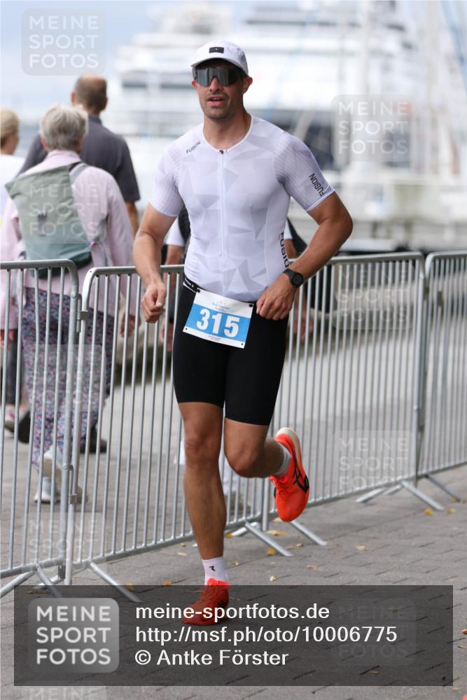 16.08.2026 - KN Förde Triathlon 2026 Antke Förster http://msf.ph/oto/10006775 16.08.2026 12:05:46 Laufen 315 meine-sportfotos.de
