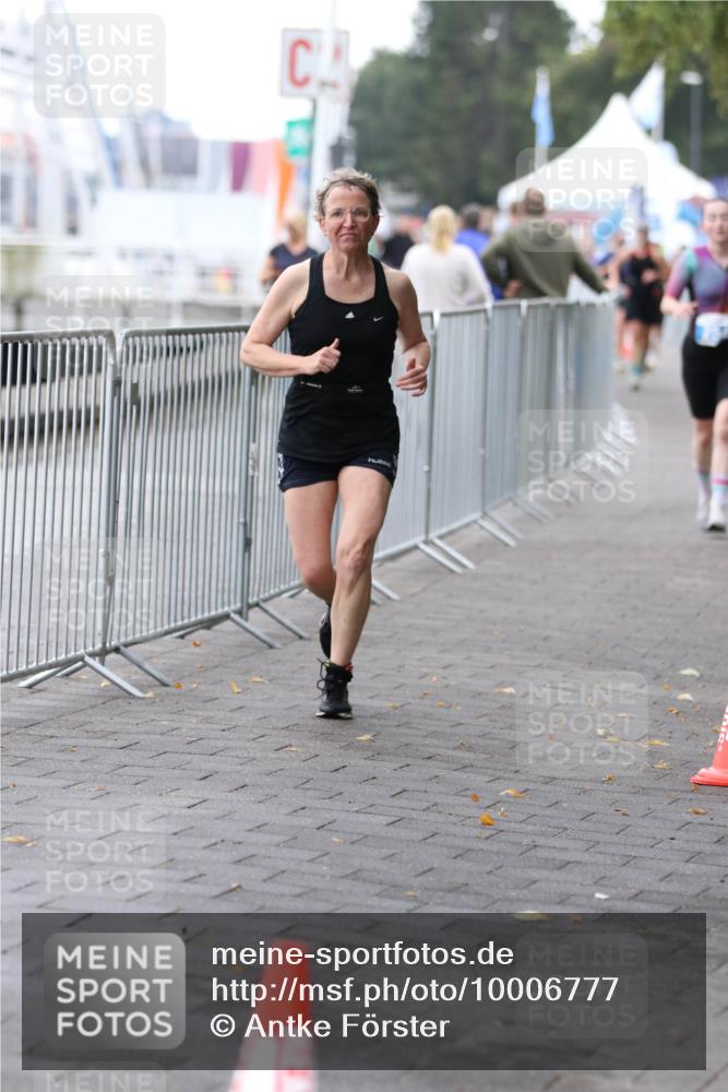 16.08.2026 - KN Förde Triathlon 2026 Antke Förster http://msf.ph/oto/10006777 16.08.2026 10:25:26 Laufen  meine-sportfotos.de