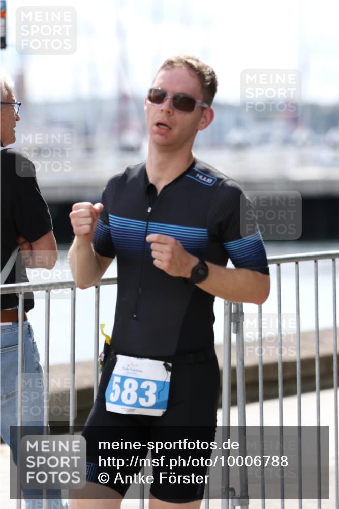 16.08.2026 - KN Förde Triathlon 2026 Antke Förster http://msf.ph/oto/10006788 16.08.2026 13:49:31 Laufen 583, 1338 meine-sportfotos.de