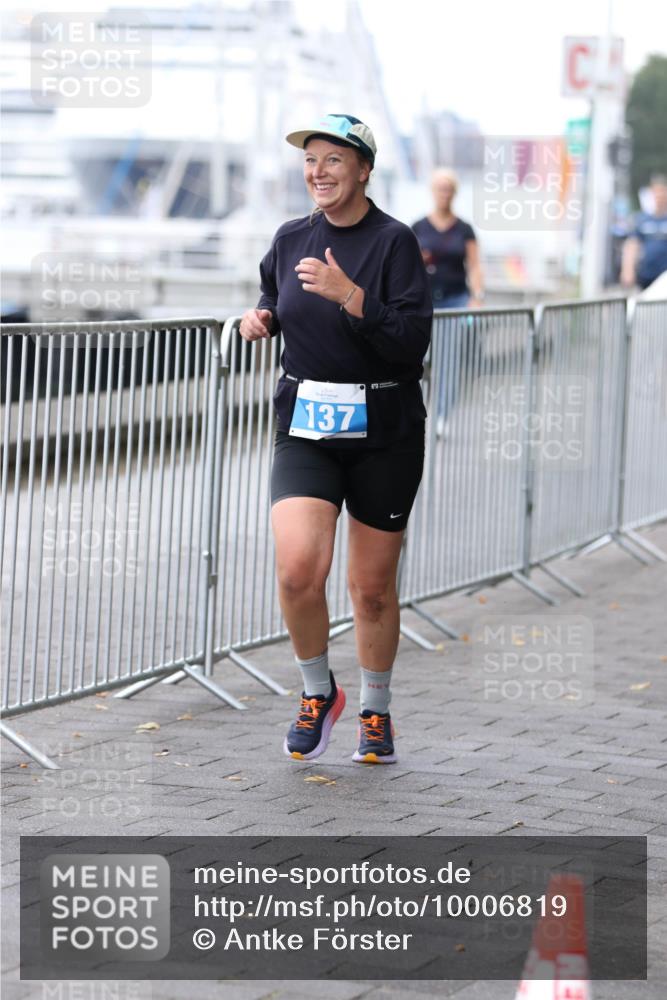 16.08.2026 - KN Förde Triathlon 2026 Antke Förster http://msf.ph/oto/10006819 16.08.2026 10:25:37 Laufen 137 meine-sportfotos.de