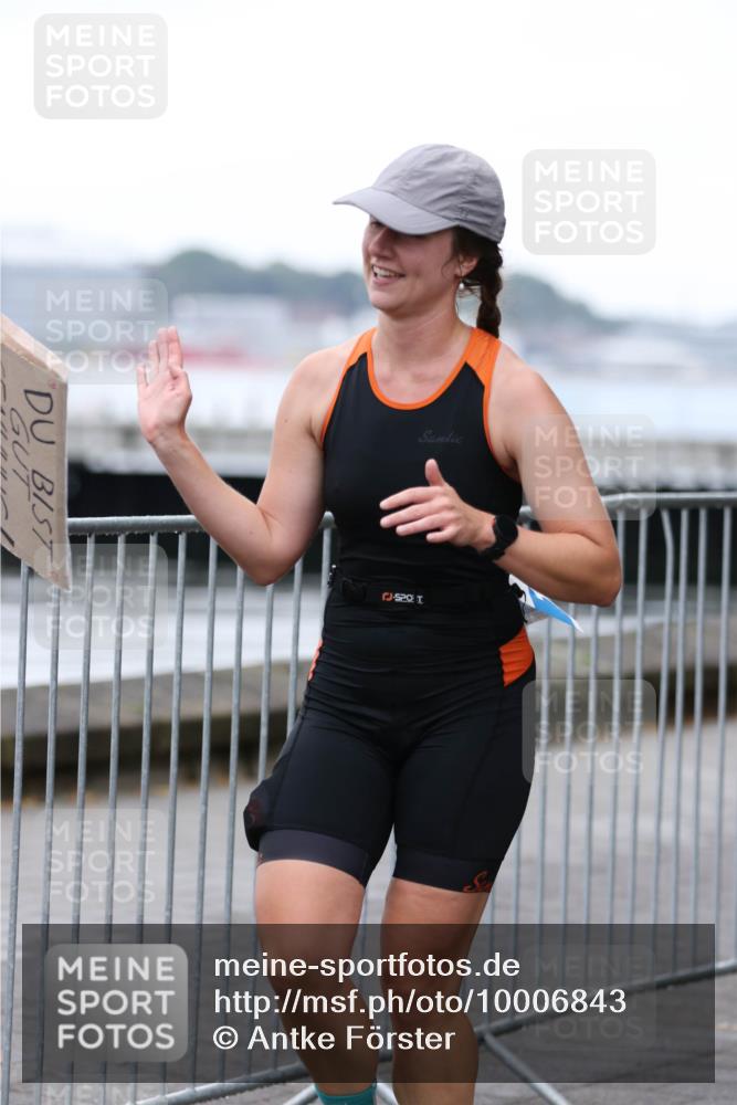 16.08.2026 - KN Förde Triathlon 2026 Antke Förster http://msf.ph/oto/10006843 16.08.2026 10:25:43 Laufen  meine-sportfotos.de