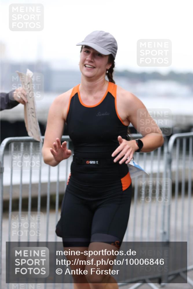 16.08.2026 - KN Förde Triathlon 2026 Antke Förster http://msf.ph/oto/10006846 16.08.2026 10:25:44 Laufen 137 meine-sportfotos.de